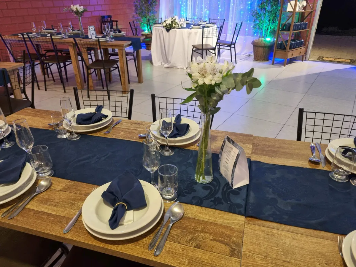 Detalhes da mesa dos convidados